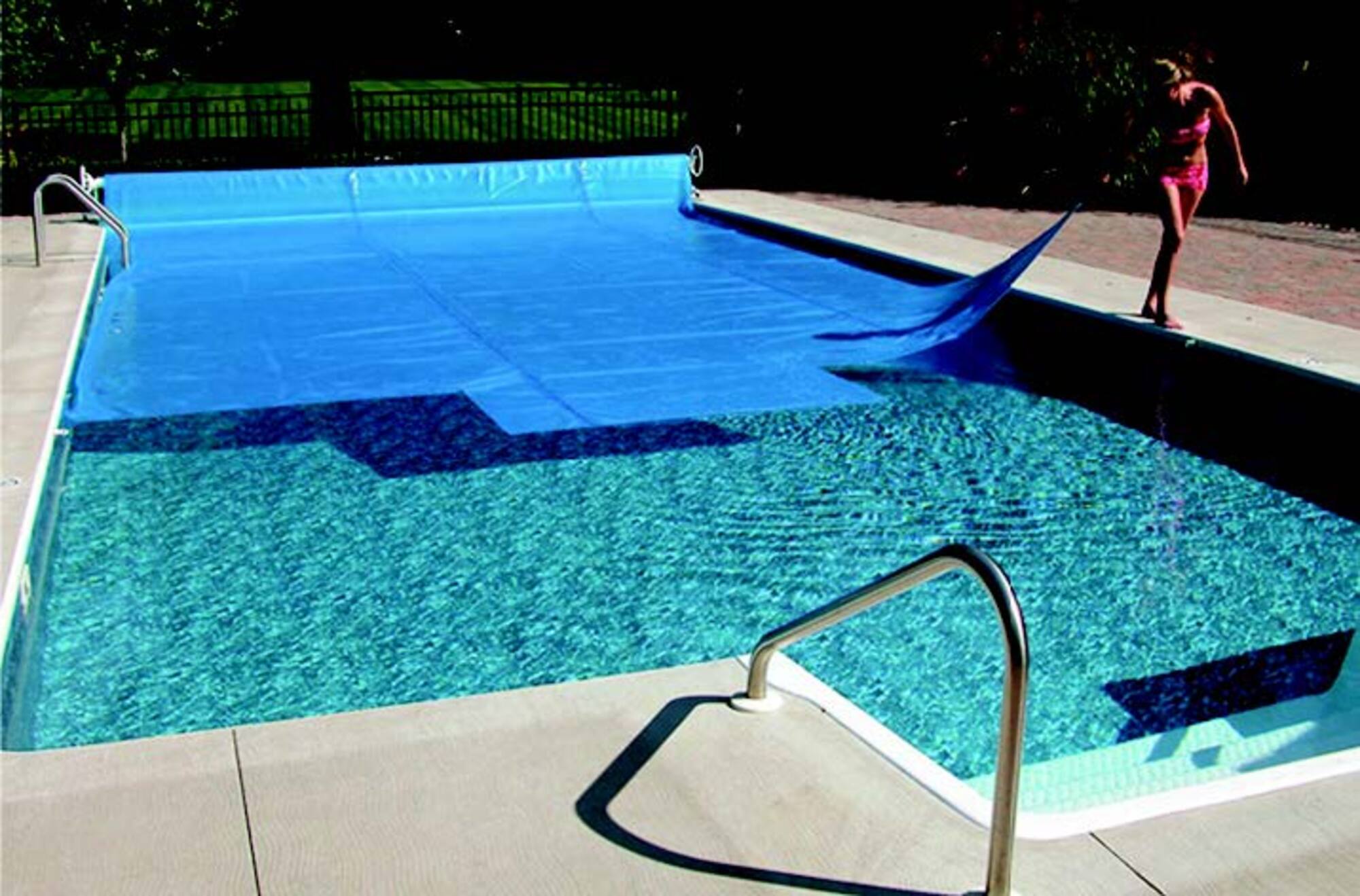 18ft. Blue Round Heat Wave Solar Blanket Swimming Pool Cover